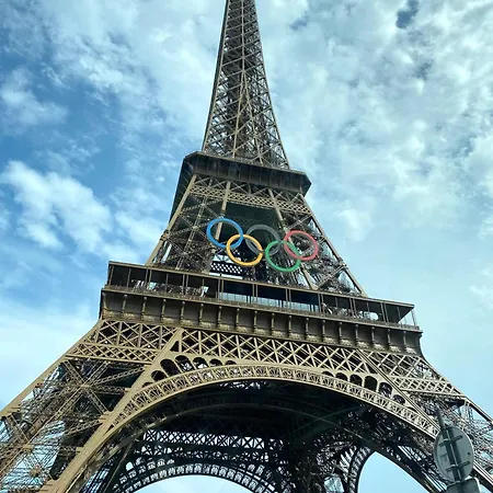 Splendid - Near Eiffel Tower Париж