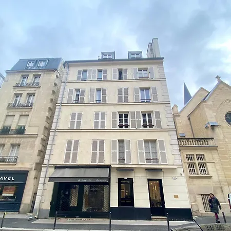 Brand New - Rue Cler *